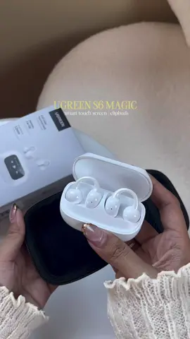 new earphones alert! Smart touch screen clip buds from @UgreenOfficialShop #clipbuds #smarttouchscreen #ugreen #ugreenclipbudsmagic #ugreenclipbuds #fastchargingearbuds #earbuds #earbudswireless 