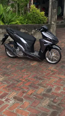 Thêm gắp cộng nữa là lụm 🤣🤣 #vario125 #xuhuong #xuhuongtiktok #variodokieng❤️ #xuhuong2025 #variovietnam🇻🇳 #click125i #vario125new #Click 