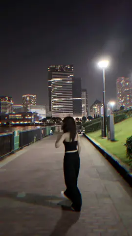 Người đồng hành lâu nhất không phải là người đến sớm, mà là người ở lại khi mọi thứ không còn dễ dàng như lúc ban đầu…  #CapCut #🖤 