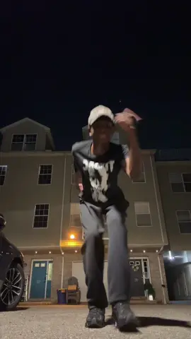 Im a Doechii stan… @Doechii @Robbie Blue #nissanultima #doechii #dance #doechiichalenge 