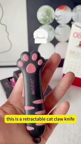 Still searching for the perfect gift? 🎁 This tiny cat paw cutter is small but mighty 🐾 💗 Fits in your pouch, cuts through everything — and looks adorable doing it Perfect for journaling girls, package queens & sticker lovers 🛒 Tap the yellow cart to surprise someone sweet (even if it’s YOU!) #unboxing#cute#meowkit #boxcutter #femalefounder #tiktokshop#giftideas#tiktokmademebuyit#tiktokfinds#musthave 