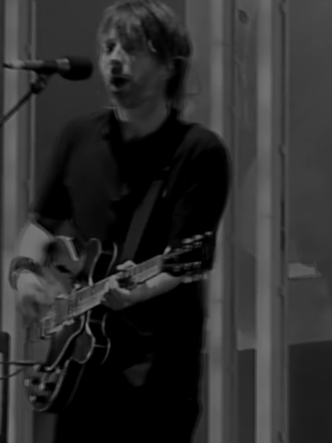 (Nice Dream) - Radiohead #radiohead #español #nicedream #subtitulado #rockinternacional #foryoupage #thomyorke #fypシ゚ #letra #rock