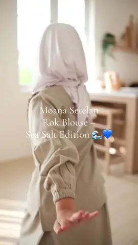 Moana Setelan Rok Blouse – Ceria, Manis, Stylish! 🌊 Warna Sea Salt yang adem 💎 Payet cantik di kerah & saku 👧 Ukuran 6–14 tahun ✨ Siap tampil kece tiap hari! #fyp #bajuanak #bajuremajakekinian #fashiontiktok #fashionanak #anakperempuan #setelananak #setelanwanita #bajumurah 
