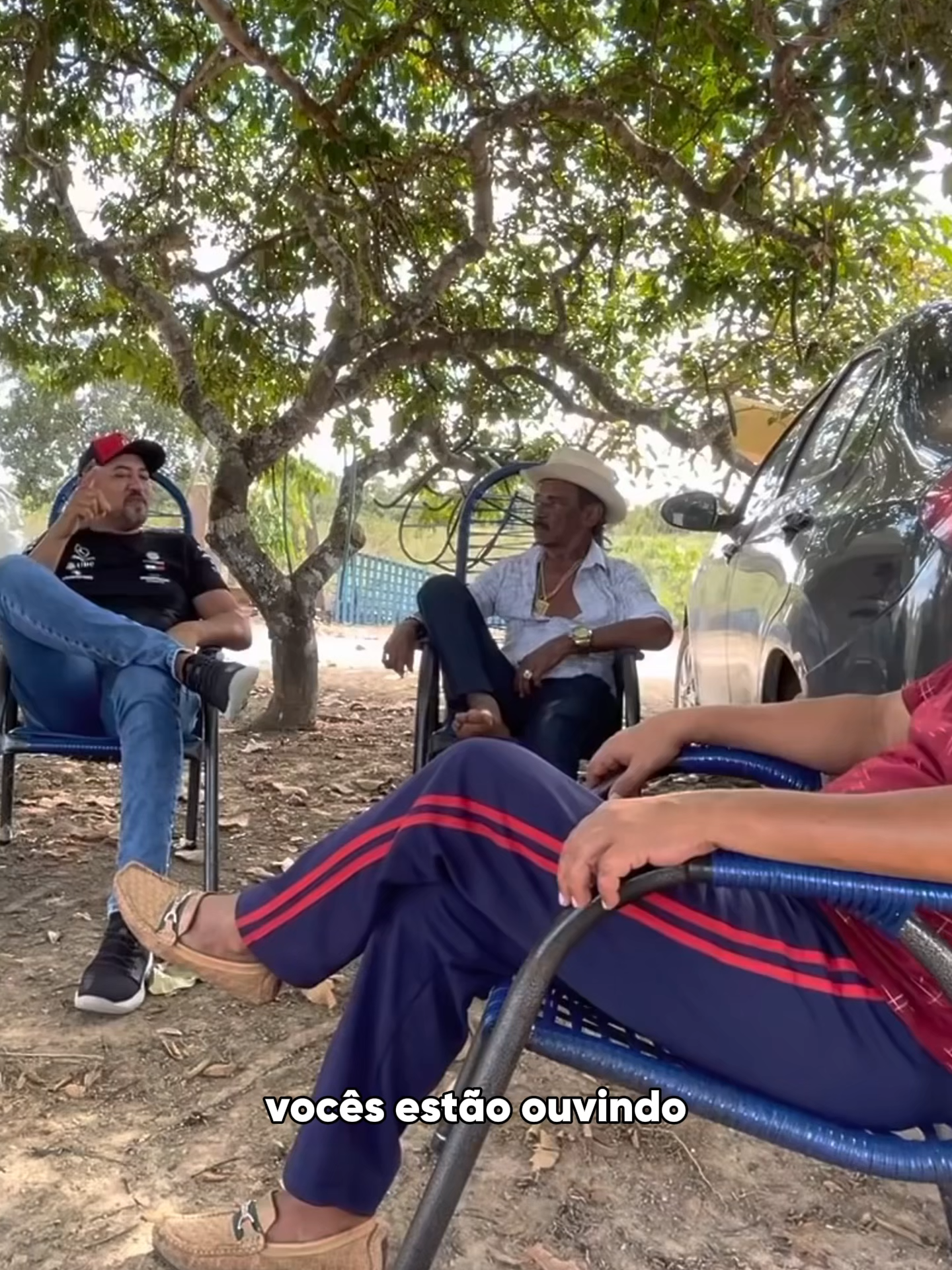 Tiringa descobriu como foi dado o nome da ave Fogo-apagou 😂😂😂😂 #memes😂 #tiringa #tiringa_comedia_selvagem #tiringaoficial #piada #piadas #sorrir #trolagem #rindo #alegria #charlesetiringa #humor #comedia