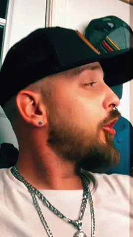 #🦎finx🐒 #lonely#akon#ulovegreen 