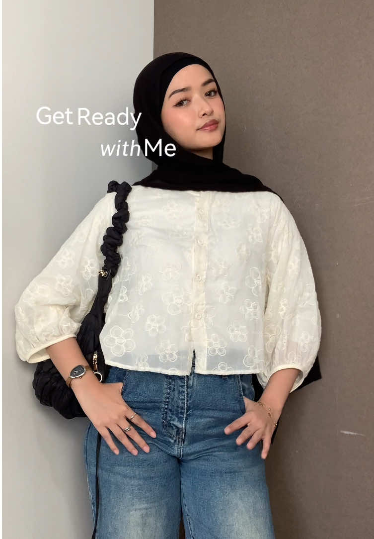 GRWM✨ #grwm #outfitideas #outfitinspo #outfitoftheday #outfithijab #blouse #foryou #fyp 