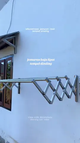 Membalas @Kurupukkulit_ alternatif buat yang halaman rumahnya sempit bisa pilih jemuran baju lipat tempel dinding ini, bisa pilih ukuran panjangnya juga #jemuranbaju #jemuranminimalis #jemuranlipat #jemuranstainless #jemuran 