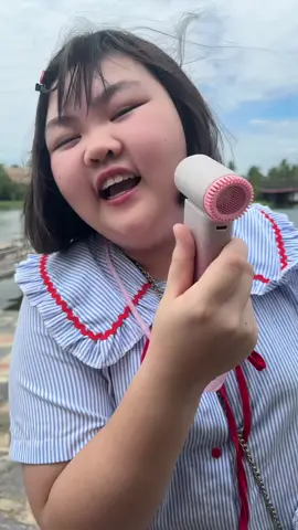 พัดลมเล็กกระทัดรัด สวยมากแกกแรงเย็นสบาย #พัดลม #พัดลมพกพา #tiktok #tiktokshop #tiktokครีเอเตอร์ @realfit Official TH @ch.ichi2200 @◤ғᴀɴʙᴀʙ◢ ┇ไอไจ๋ร่างทอง ^-^฿🧿 