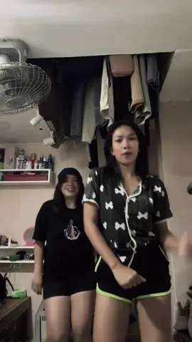 #pogi #dancechallenge #fyp #foryoupage #fyppppppppppppppppppppppp @Ragine❤️‍🩹 