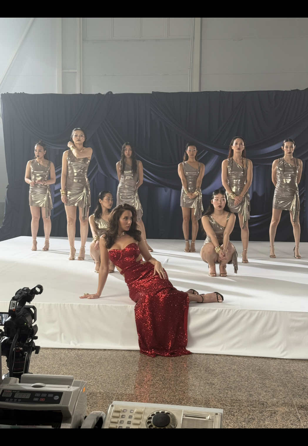 Завтра в 12:00 клип на песню АФРОДИТА 🌹 #miaboyka 