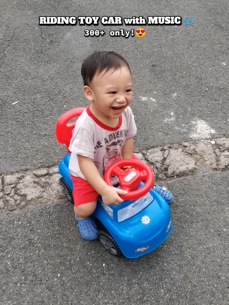 300pesos riding toy car?! Ang mura naman!!!! Deserved 'to ng anak mo mare. Bili kana mahal 'to sa mall.😊 #toycar #riding #ridingtoycar #car #toddlersoftiktok 