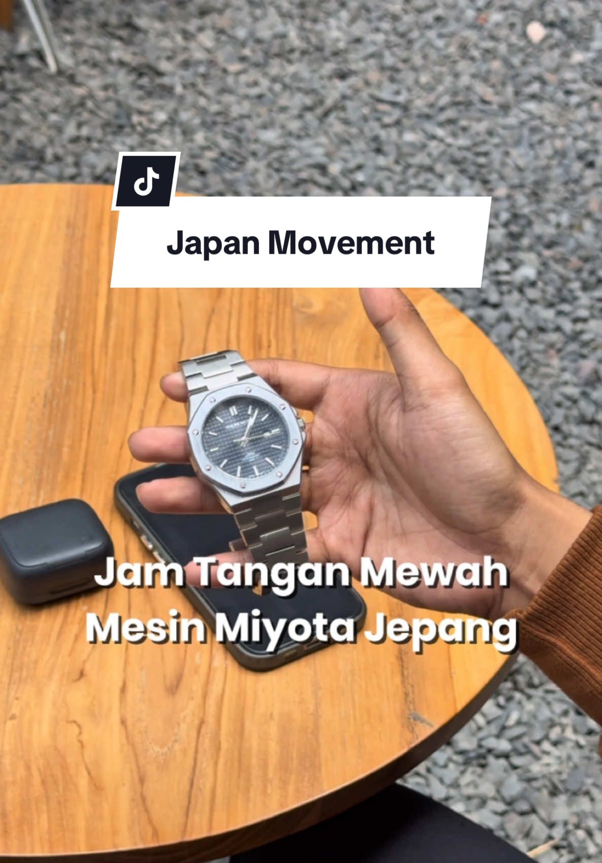 Kapan lagi harga affordable dapat mesin Miyota bro. Langsung cek keranjang kuning! #promomakanmerdeka #OOTD #philipericcijpn #jamtangan #jamtangancowok 