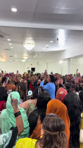 Best Wedding @AkA Ashraf 🦁 @Jookar Style 👠👚👗👛 @𝐇𝐮𝐝𝐚 𝐒𝐚𝐥𝐚𝐡 𝐎𝐦𝐚𝐫 ꨄ @Xidig_pro @ugaaz 