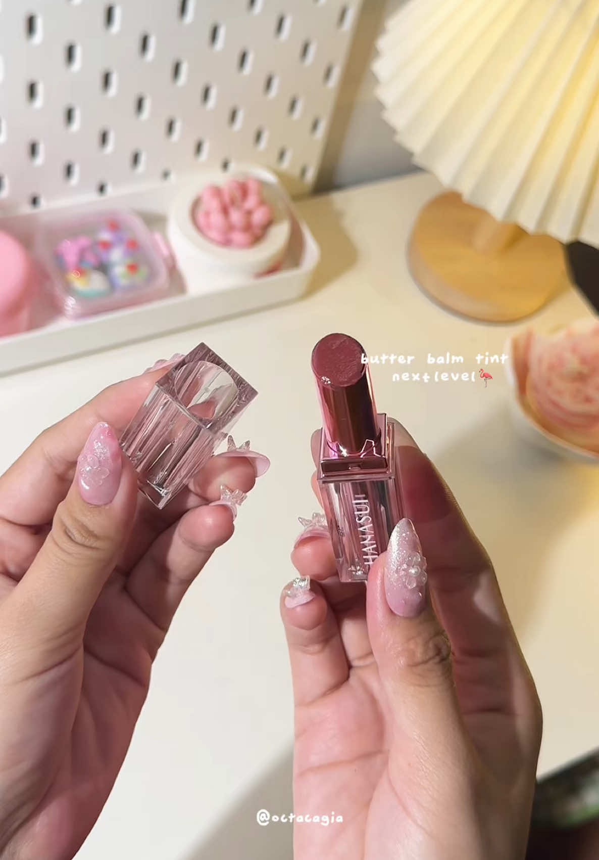 next level💓 hanasui  lippies balm tint, glossy dibibir  #glossylip #nextlevel #butterbalmtint #lipgloss #instantglossy 