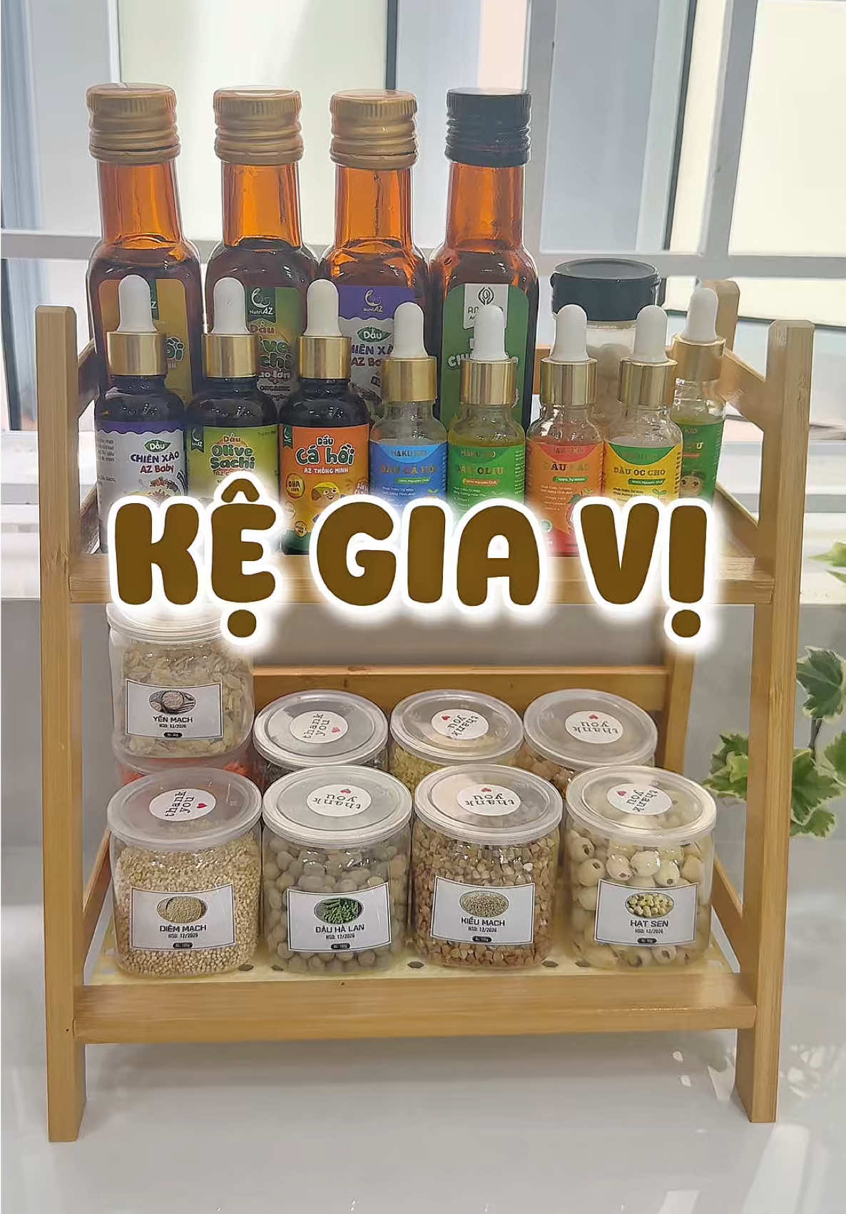 Bếp nhà bà nào mà bừa bãi hay bà nào muốn đề gia vị cho con sạch sẽ thì sắm em kệ gia vị này đi #nuoicon #vaobep #kegiavi #nauan #andam 