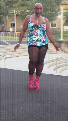 #fyp #explore #courtneythinkpink412 #viral #fypシ゚viral #fashion #creatorsearchinsights #explorepage #saucysantana 