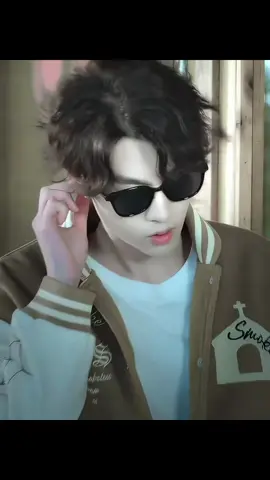 Lúc này lúc kia, chọn Thôi Xán đáng yêu hay là Trì Sính đẹp trai cool ngầu đây~😍👉👈 _______________ #nghichai #RevengedLove #dienhuninh #tianxuning #xh 