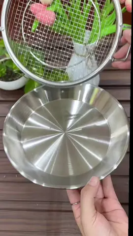 SET KHAY (ĐĨA) KÈM VỈ LƯỚI LỌC dầu chất liệu inox #phuonggiadung7  #khaylocdau #khaylocdauchienran #xuhuong #LearnOnTikTok 