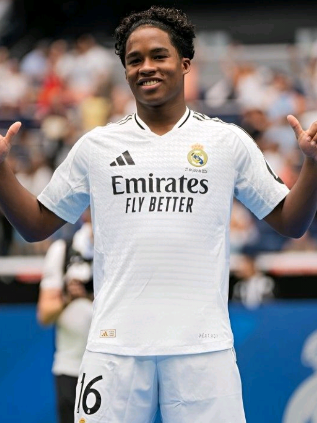 Endrick - Số 9 mới của Real Madrid👑 #endrickphilipe #endrick #realmadrid #halamadrid  #longcrisvippro2007👑 