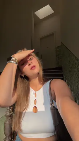 I heard dancing can ease your mind 💕 #loosenup #hugel #femkelike #lipsync 