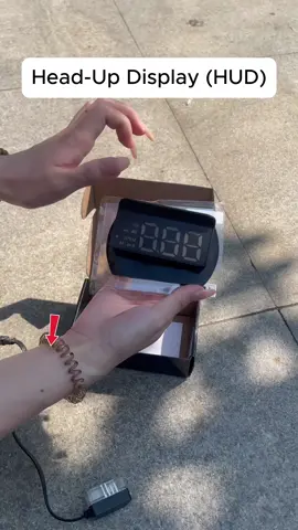 I can’t afford a car with a head up display!#car #tiktokshop #headsupdisplay #caraccessories 