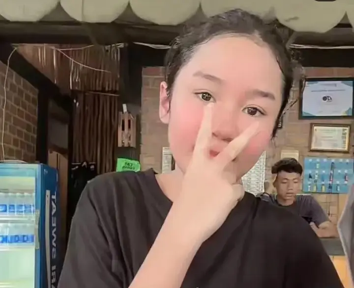bagi-bagi foto loisa @Loisa Ramadhani @Loisa Ramadhani Official #fypppppppppppppp #loisa ##fyppppppppppppppppppppppp #loisaramadhani #cute 