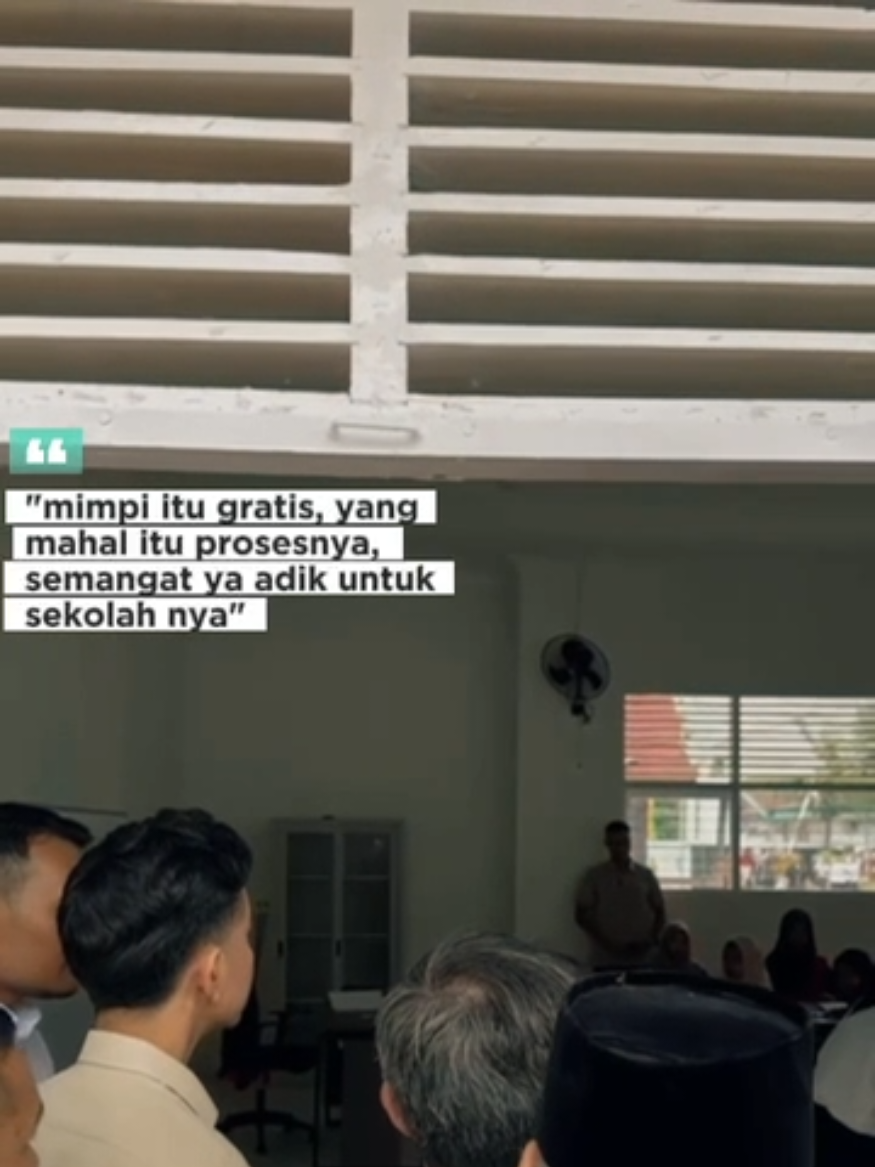 mas gibran kasih semanget langsung, bukan cuma janji doang… masya allah #aksigibran #gibranrakabumingraka #fyp #menyalagibranku #fyp #prabowo #jokowi  @aksigibran @gibran_rakabuming 