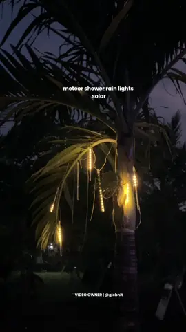 No kuryente? No problem! This solar Christmas light curtain brings the holiday magic—gamit lang ang araw!