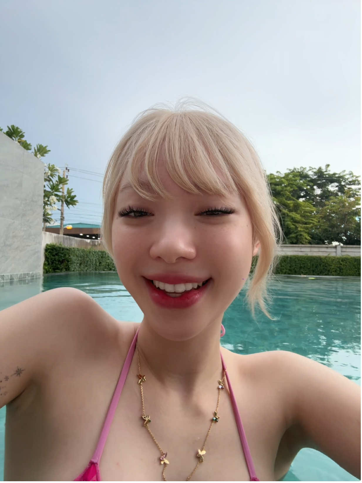 #พลอยชมพู 