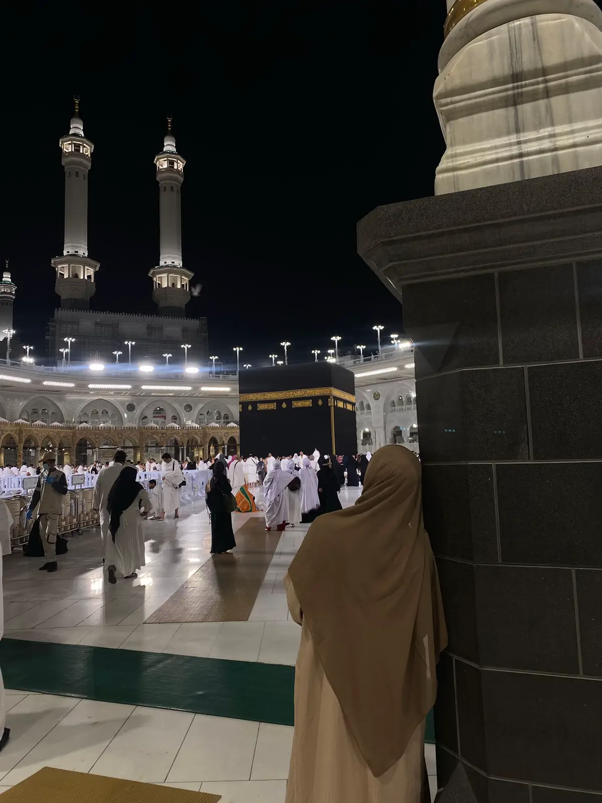 ئەو شوێنەی دڵ تەنها بەدیتنی ئارام دەگرێ🕋🕋🥺🥺#makkahmadinah🕋 