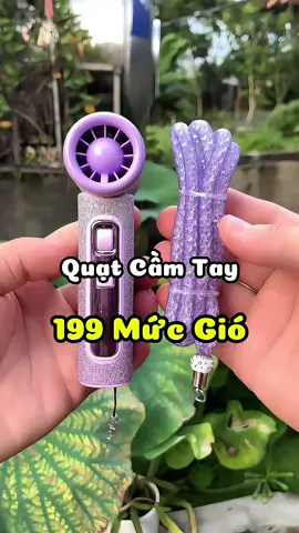 Một chiếc quạt cầm tay nhỏ nhưng mà có võ. #vienvova88 #quatcamtay #quatcamtaymini #quatcamtayrealfit #realfit 