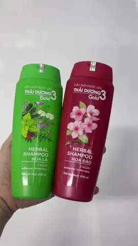 Người thơm – Tóc cũng thơm” 😁 Người thơm chưa đủ – Tóc cũng phải thơm tự tin khoe tóc mọi lúc mọi nơi #saothaiduong #thaiduong #daugoi #chamsoctoc 