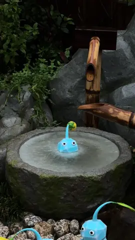 念願のピクミンテラス〜🧊雨降ってたけど、氷ピクミンお風呂入ってるみたいになって可愛かった！🧊きらんきらんのバッジも可愛い🧊 . #ピクミン #ピクミンテラス #広島 #宮島 