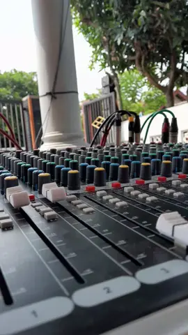 jenangan maneh#storysoundsystem #fyp #primajayaaudiocustom #hajatan #story 