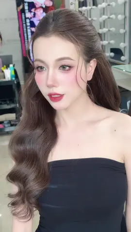 Chỉ cần em thích, anh sẽ làm cho em ..  #makeup #makeupartist #makeupcodau #makeuptiec #makeuptainha #makeuptutorial #makelookbook #codau #codauxinh #makeupbyme #makeupchuyennghiep #makeupcanhan #makeuphanoi #anhdangmakeup #makeup #makeuptutorial #makeuptutorial #makeupartist #make #makeuplook #instagram #concept #trending #makeuplooks #xuhuong #capcut 