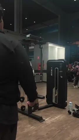 #CapCut #gymrat #mrolympia #GymTok #gym #amor 