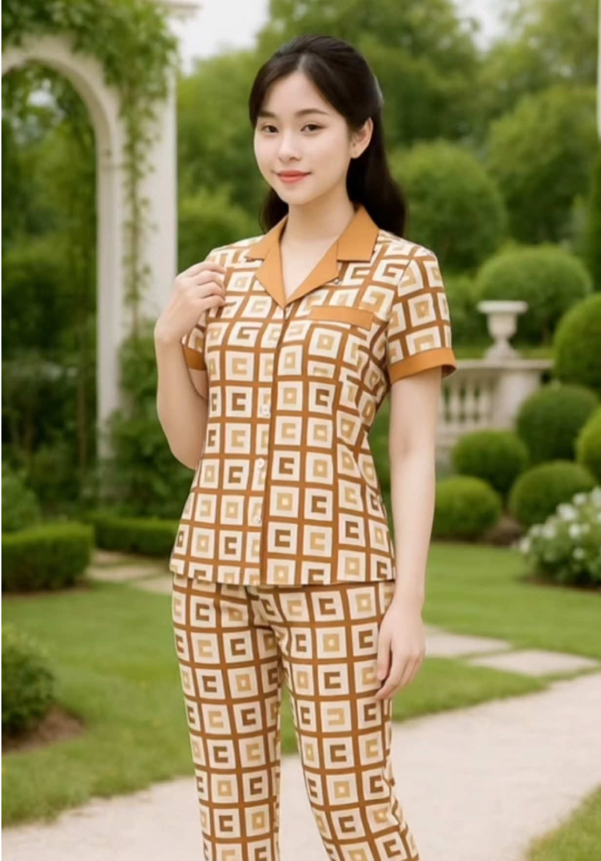 “Thoải mái như ở nhà nhưng vẫn phải đẹp!#babeomacdep #thoitrangnu #botrungnien #thoitrangtrungnien #xuhuong 