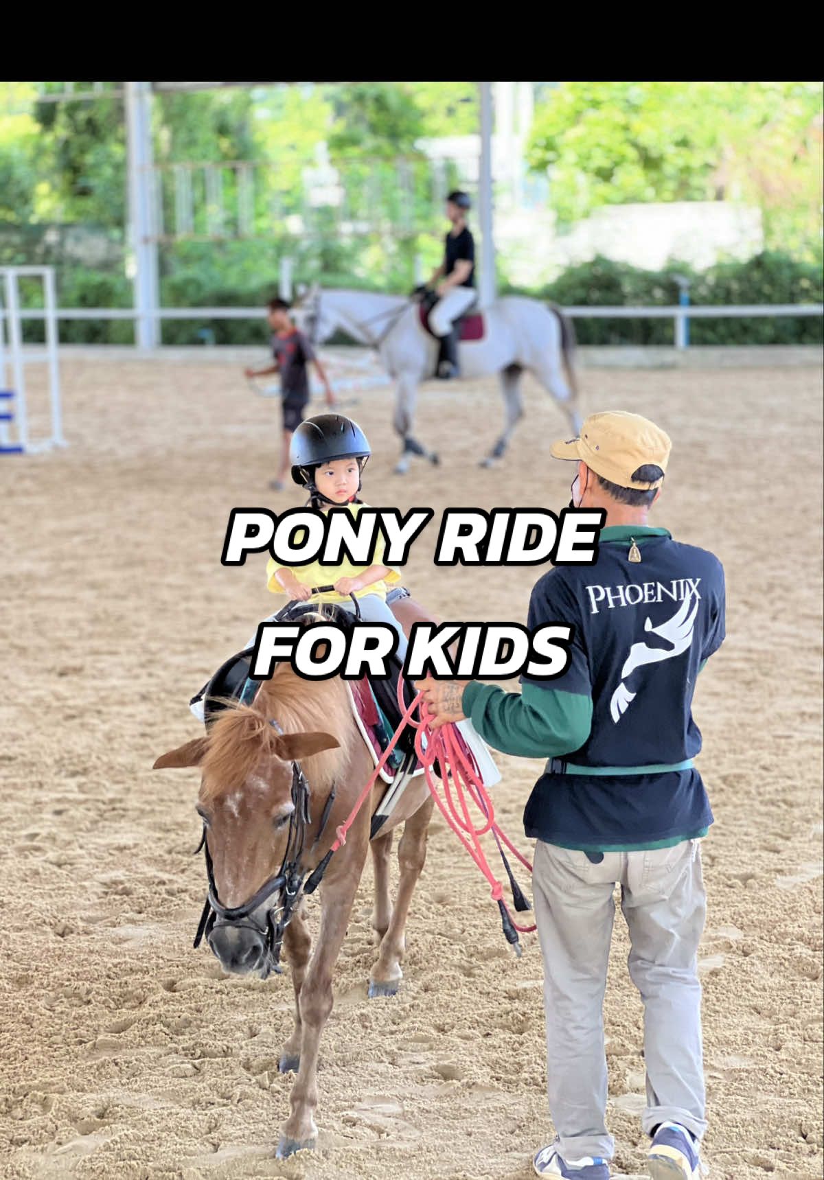 ฝึกขี่ม้าสำหรับเด็ก 2 ขวบขึ้นไป ฝึกการทรงตัว ฝึกสมาธิได้ดีมากเลยค่ะ #ponyride #2ขวบ6เดือน #กิจกรรมห่างจอ (ลงใหม่ แก้ไปแก้มาเสียงหาย 🥲)