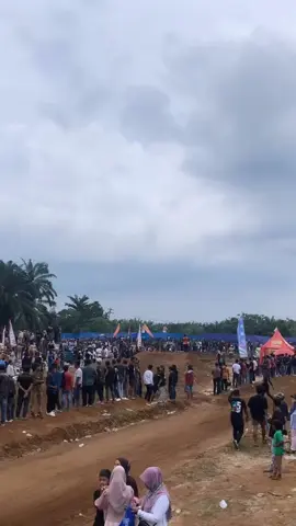 Langsung di serbu cewek-cewek #mathar23 