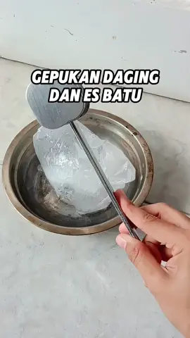 gepukan daging atau pengempuk daging bisa juga buat jadi gepukan es batu nih #gepukandaging #pengempukdaging #paludaging #paluesbatu #pelunakdaging 