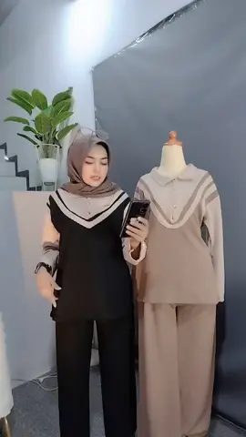 Verni Set nyaman buat harian! Bahan katun knit, warna hitam yang dipakai live ada di etalase satu. Harga 90 ribu saja!