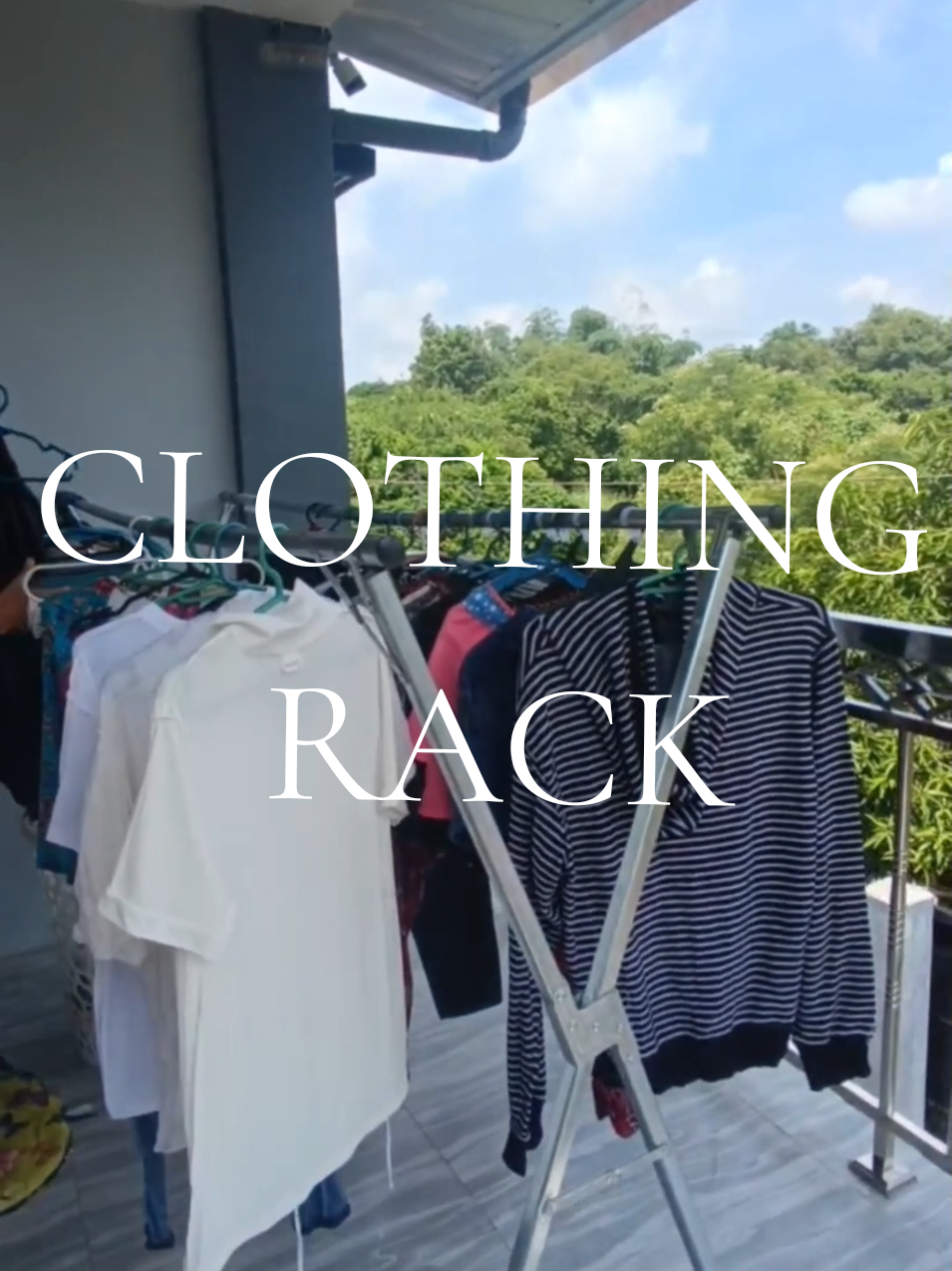 Must have, lalo na ngayong bagyo season! 