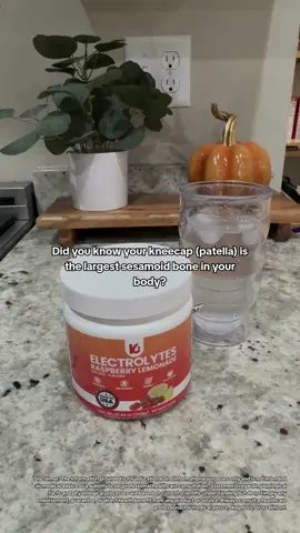 Your kneecap is a special kind of bone—big, strong, and totally unique. Keep your joints happy with proper hydration. #KeppiElectrolytes #BoneHealth #WellnessTips #MovementMatters #DidYouKnow