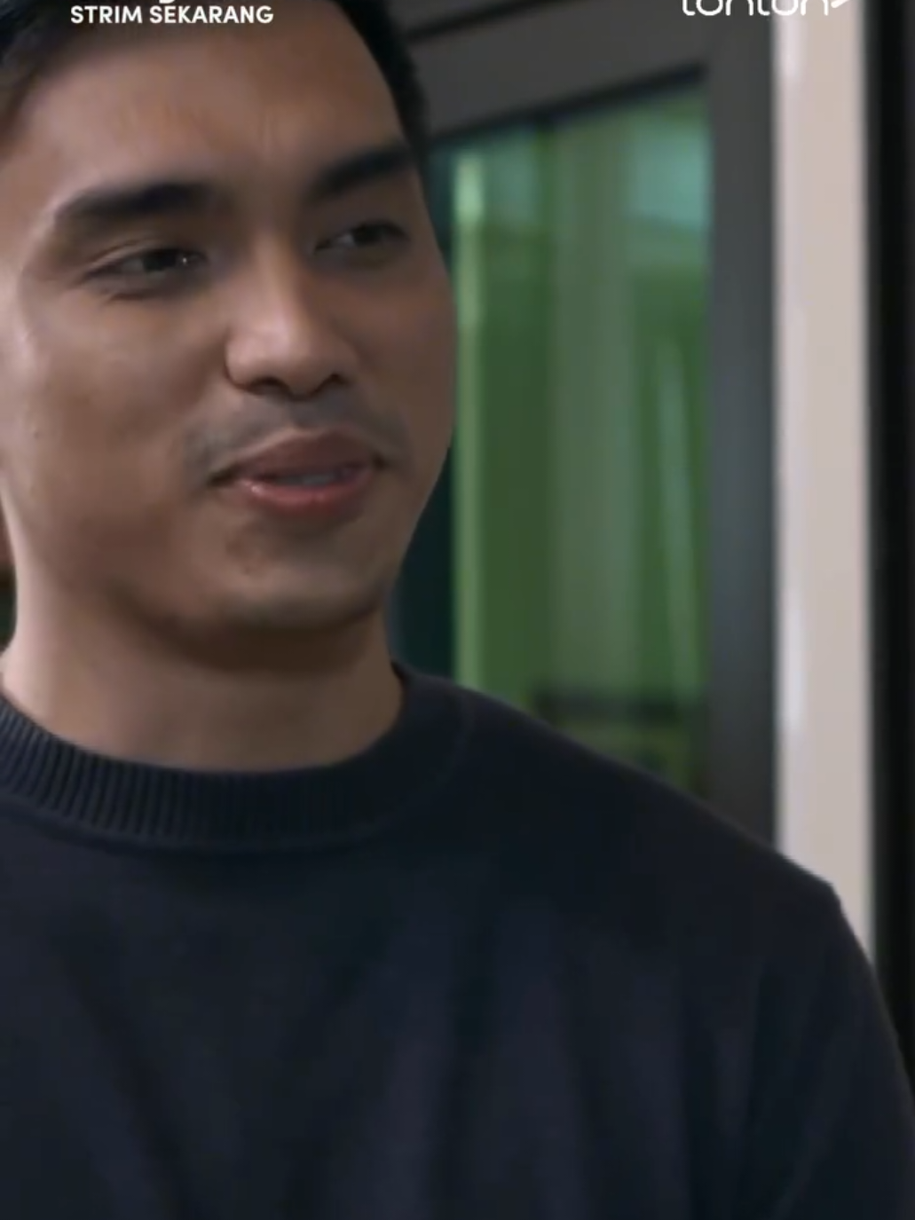 Aira dah ingat 10 mlm ini di TONTON  TV3  #HilangDalam Rindu -> Setiap Isnin - Khamis -> 10.00 malam di TV3! Korang boleh strim episod baharu #Hilang DalamRindu 24 jam lebih awal di Tonton! #DramaSangat  #HilangDalamRindu 