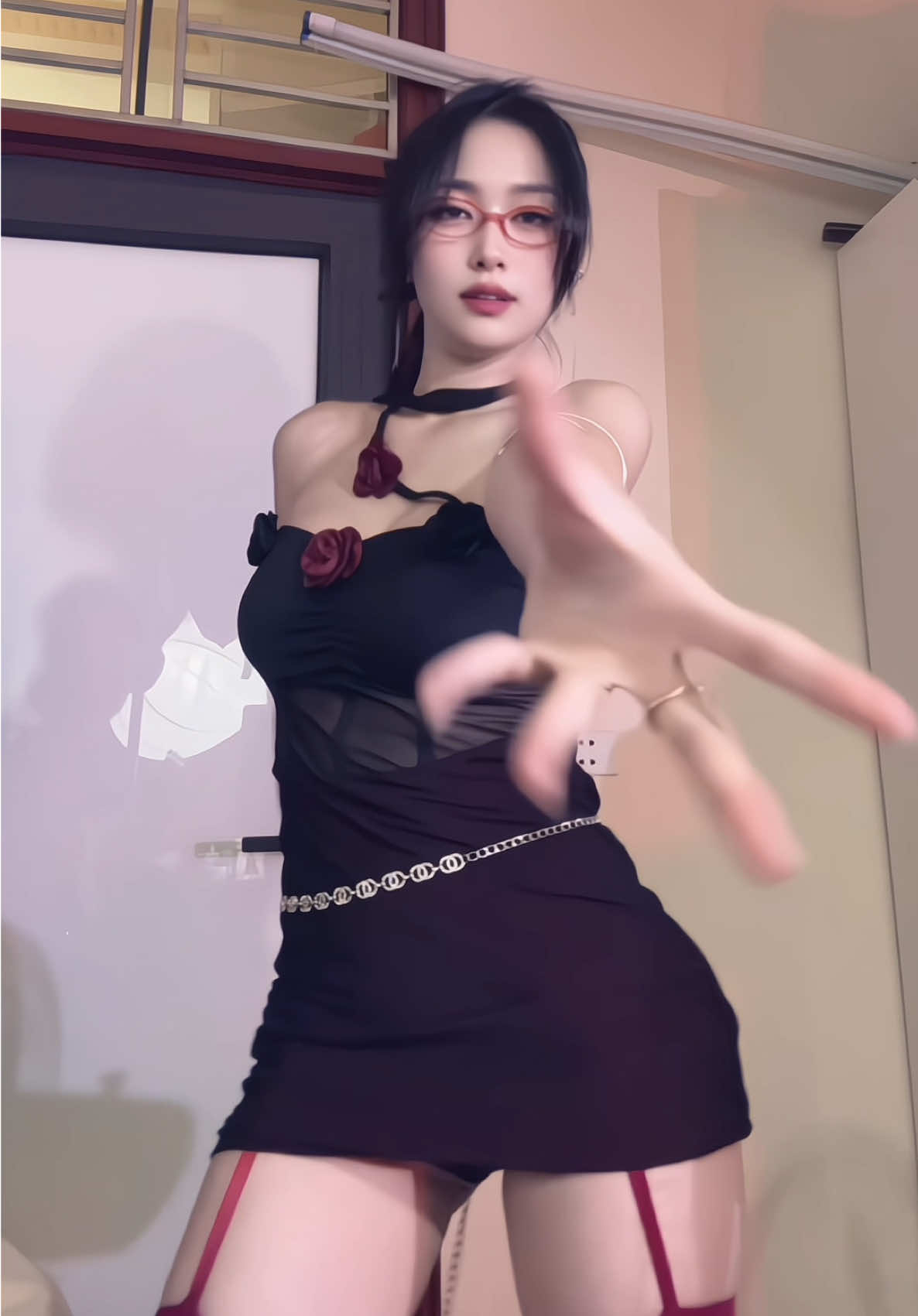 Đợi đợi đợi 🤭 #idol #idollive #livedance #dance #livenhaytheoquatang 