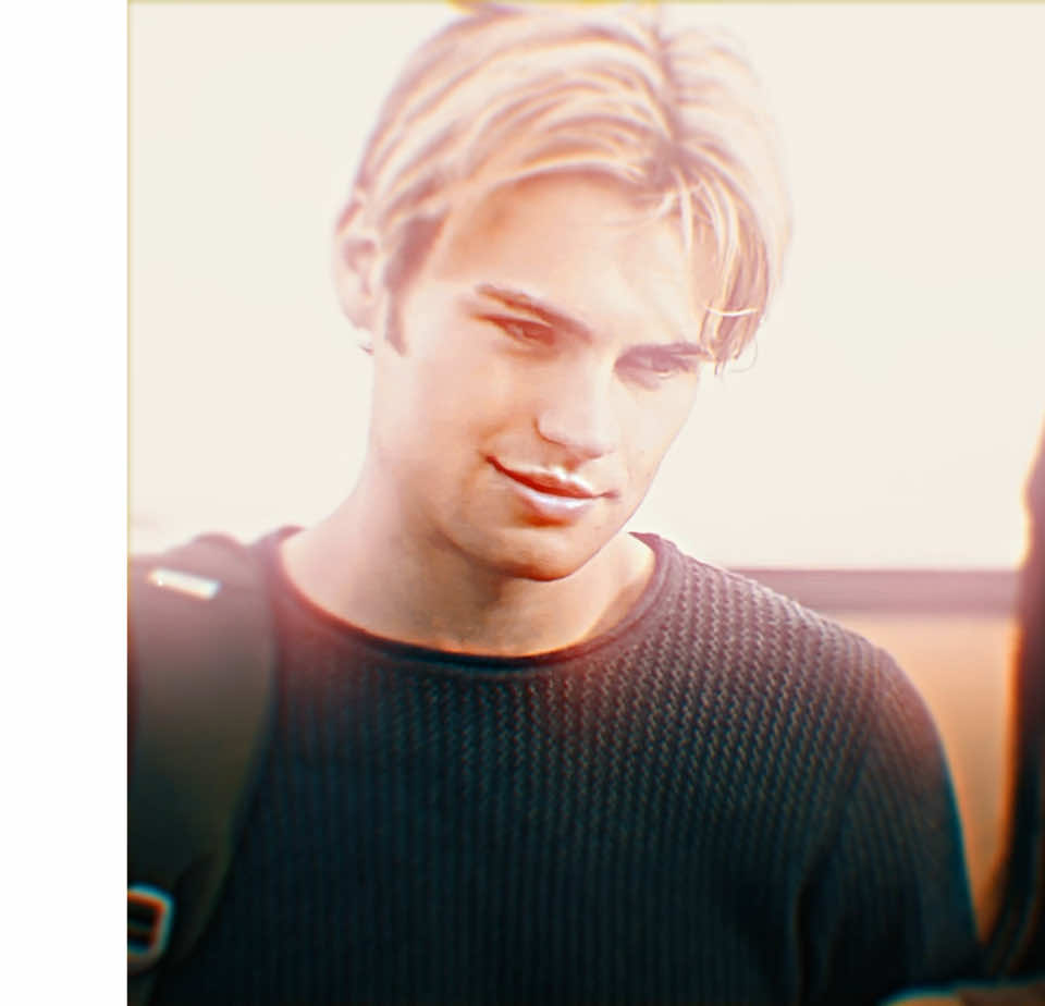 cole walter season 1    #colewalter #colewalteredit #mylifewiththewalterboys #noahlalonde #furdich 