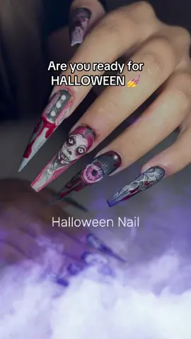 My favorite season is almost here. Grab your liner gel now while they’re on sale 