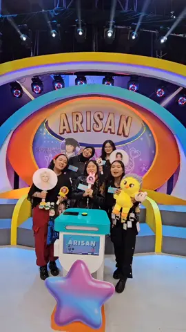 wkwkwk karna kakak2 lain syudah post jadi ikutan juga yaa😁 happy birthday mbim💙  btw jangan lupa nonton Carat, Stay, dan Teume yaa di Arisan Trans7 besok (13 Agustus 2025) jam 20.00😚🫶🏻 #straykids #straykidsstay #스트레이키즈 #스키즈 