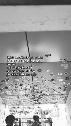sepakbola melumpuhkan logika #footballtogether  #casualfootball  #awaydays 