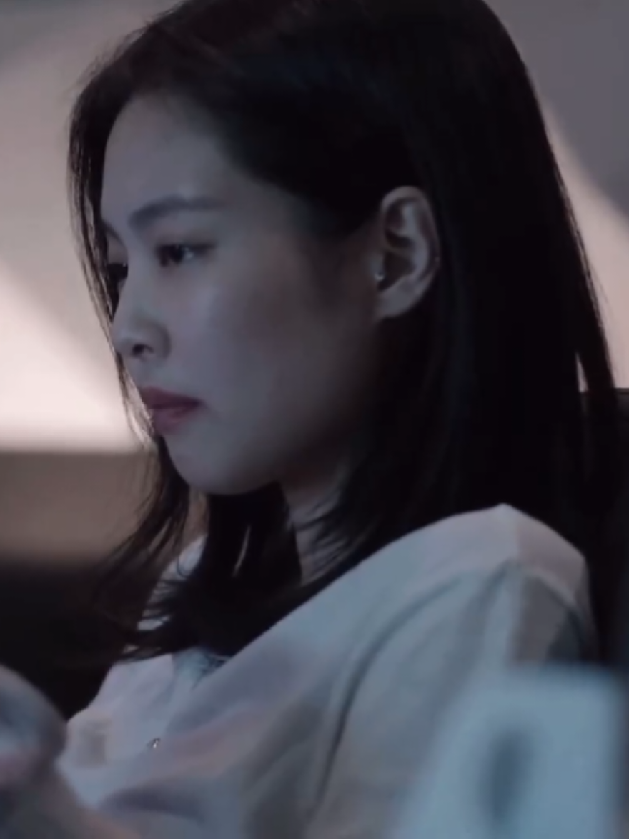 Jennnn 🥹🫤😭 #msfc⛄ #blackpink #blackpinkofficial #blackpinkinyourarea #jennie #jennieblackpink #12ağustos2025 @blackpinkofficial @JENNIE #jenniesadedit 